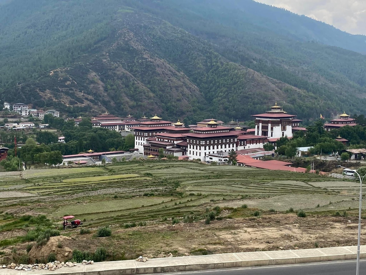 TOUR DU LỊCH BHUTAN ĐẶC BIỆT MỚI NHẤT DỊP LỄ 30.4 HÀ NỘI BAY THẲNG TỚI BHUTAN - VƯƠNG QUỐC HẠNH PHÚC NHẤT THẾ GIỚI TRỌN GÓI BAY NHANH TIẾT KIỆM THỜI GIAN