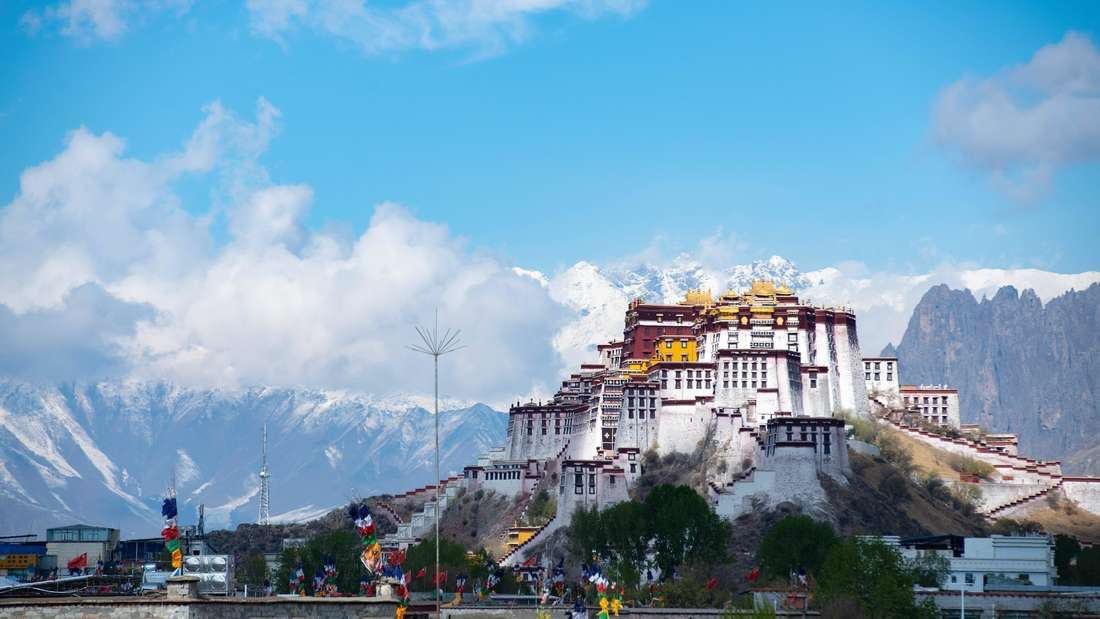 TOUR DU LỊCH TÂM LINH TÂY TẠNG ĐƯỜNG BAY TOÀN CHẶNG GIÁ RẺ VÙNG ĐẤT CỦA NHÂN DUYÊN HUYỀN BÍ VÀ LINH THIÊNG